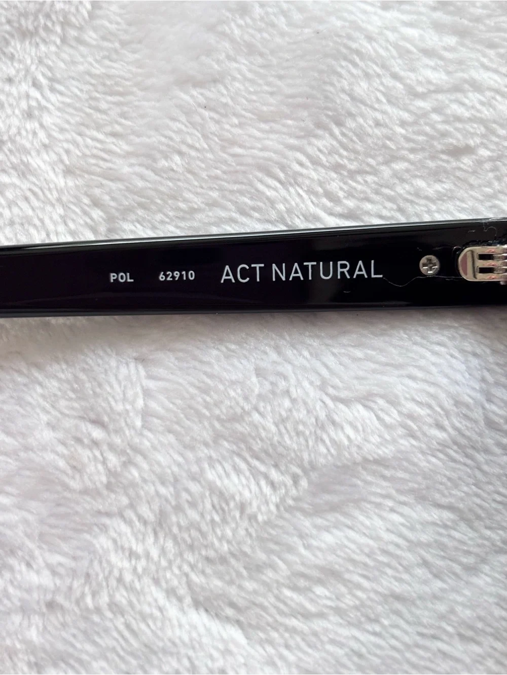 QUAY AUSTRALIA Act Natural Black Gold Polarized Square Sunglasses and Case--NEW
